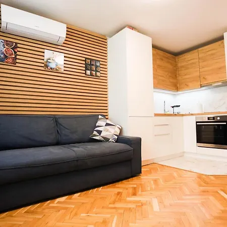 Apartmán White *